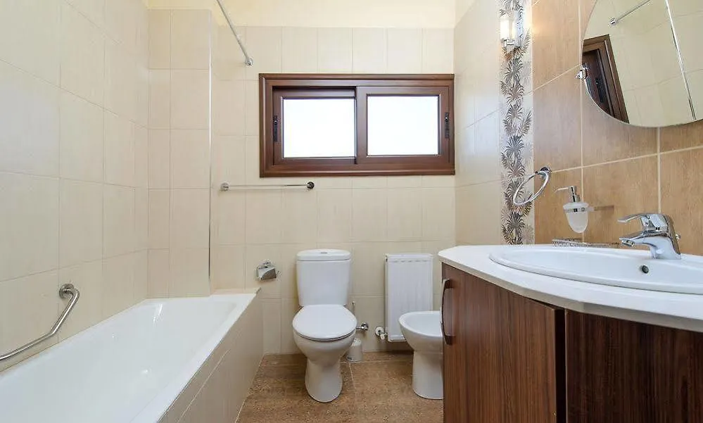 Hotell Seafront Protaras Luxury Resort