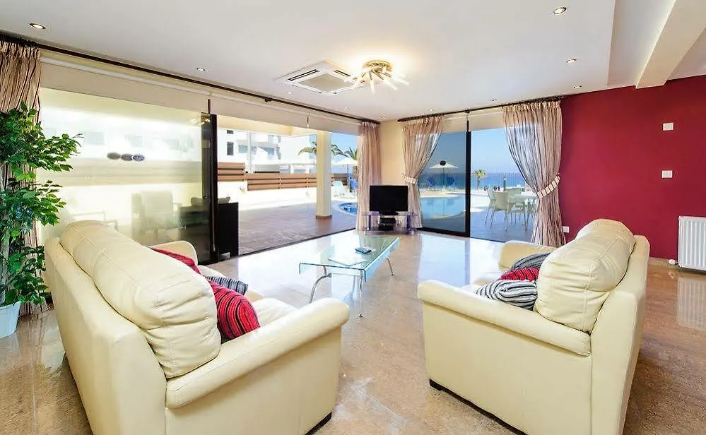 Seafront Protaras Luxury Resort Hotell